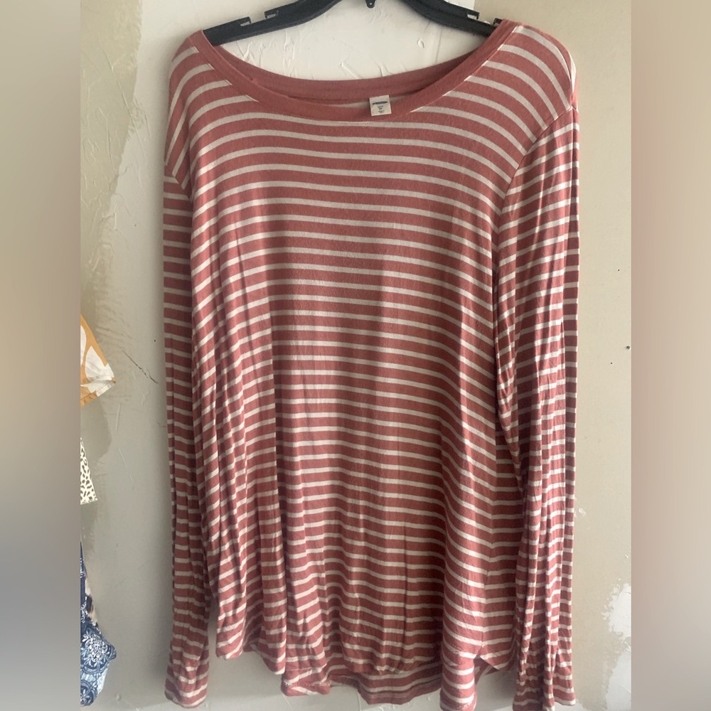 Old Navy long sleeved shirt XL